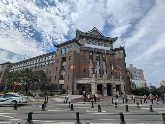 旧満洲国軍政部の写真
